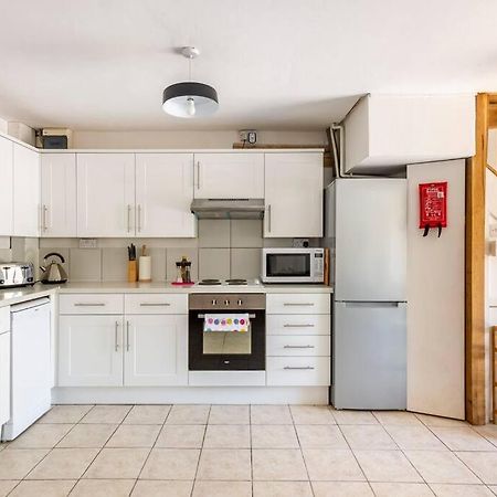 Beech Cottage, Spacious Rural Retreat Usk Bagian luar foto