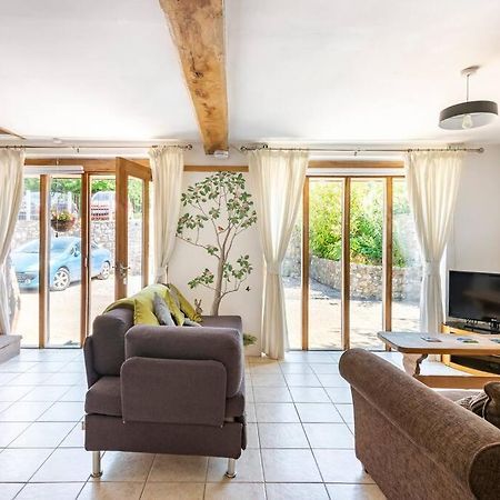 Beech Cottage, Spacious Rural Retreat Usk Bagian luar foto