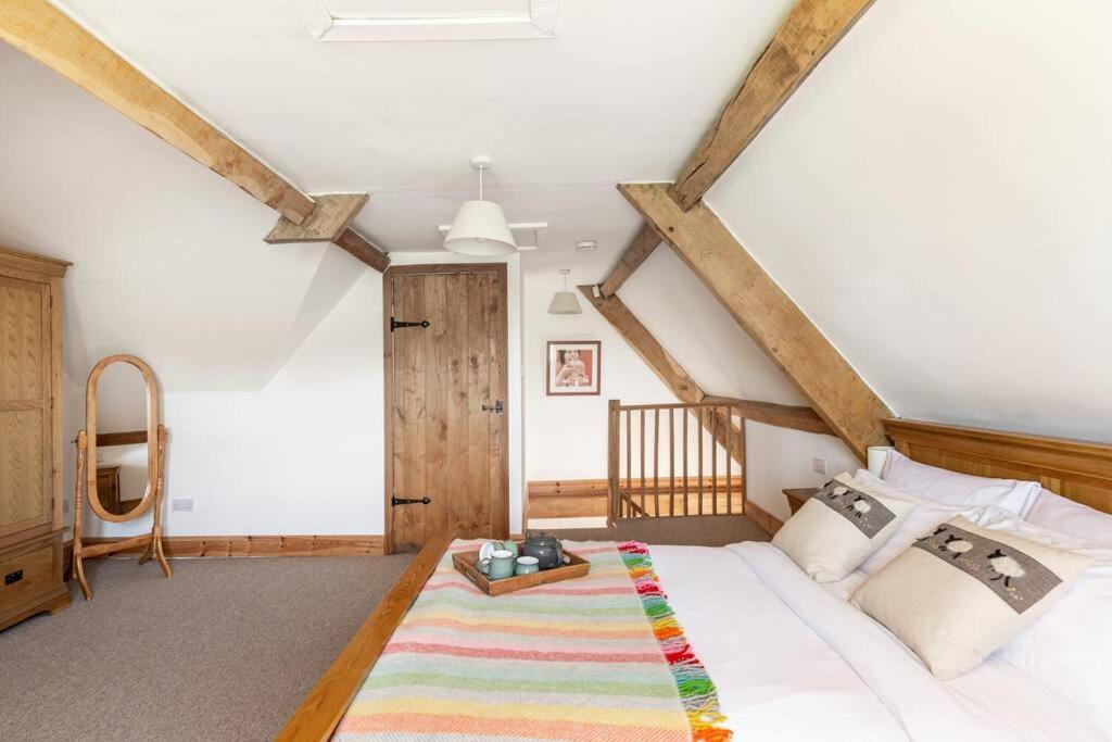 Beech Cottage, Spacious Rural Retreat Usk Bagian luar foto